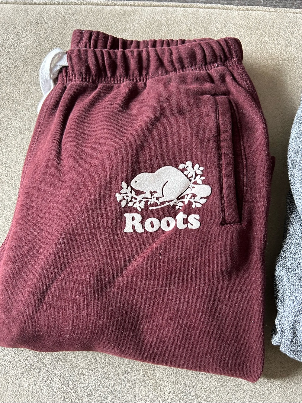 Bundle - Roots Sweatpants - 3 pairs - Picture 5 of 7